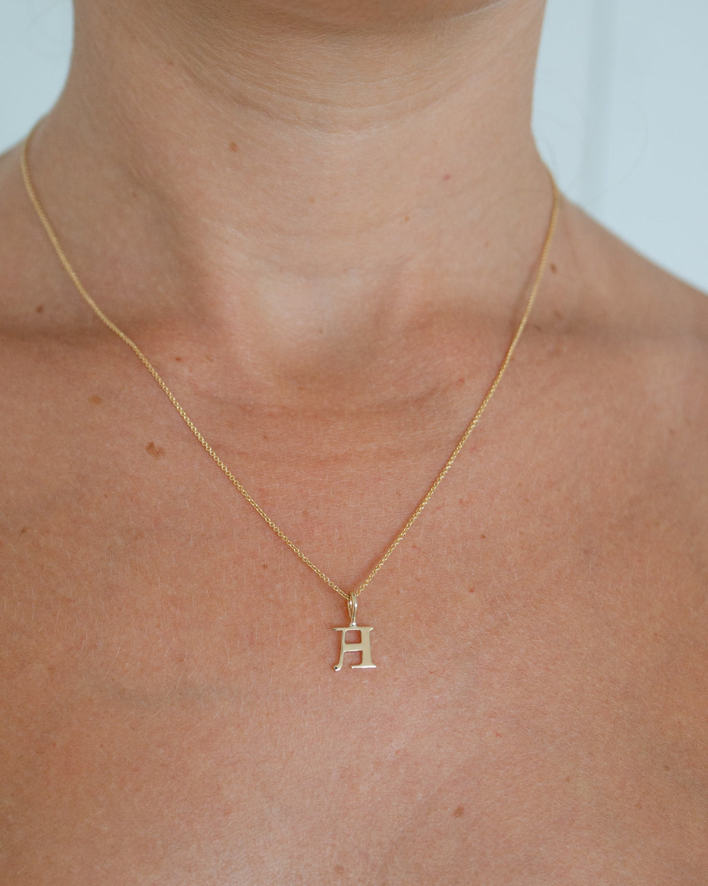 Gothic Letter Necklace | 9kt Gold