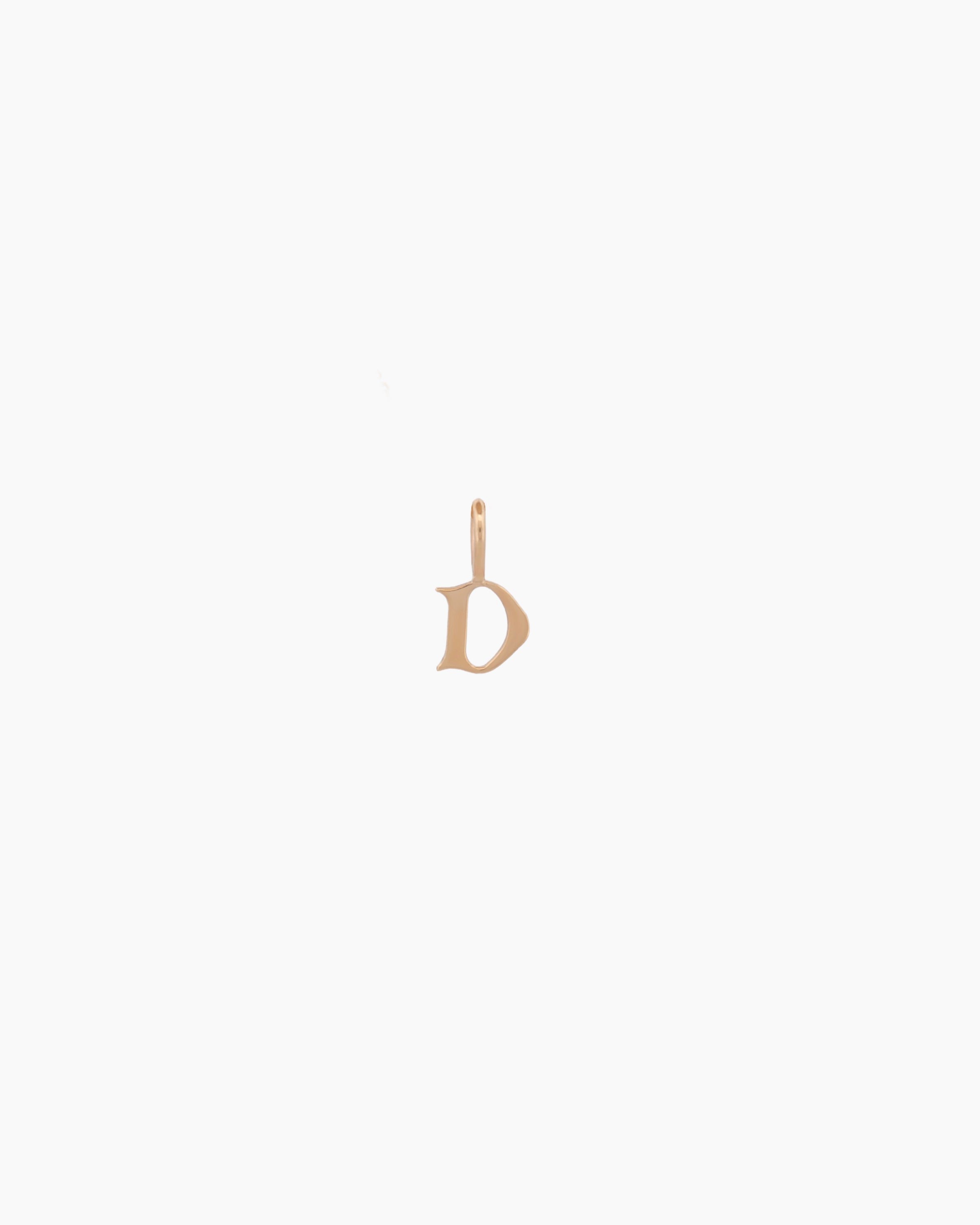 Gothic Letter Necklace | 9kt Gold