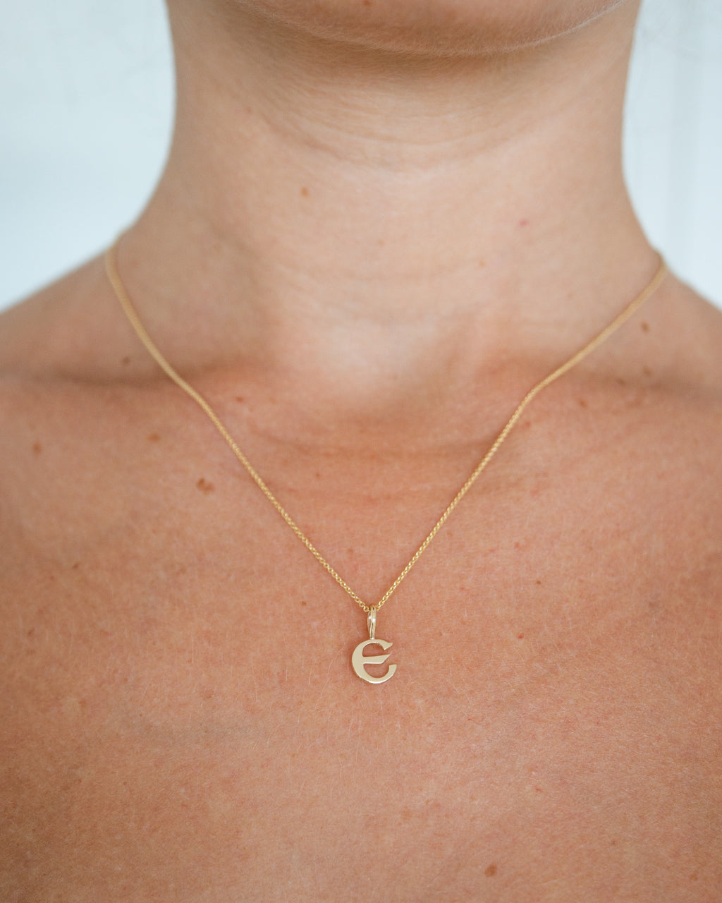 Gothic Letter Necklace | 9kt Gold