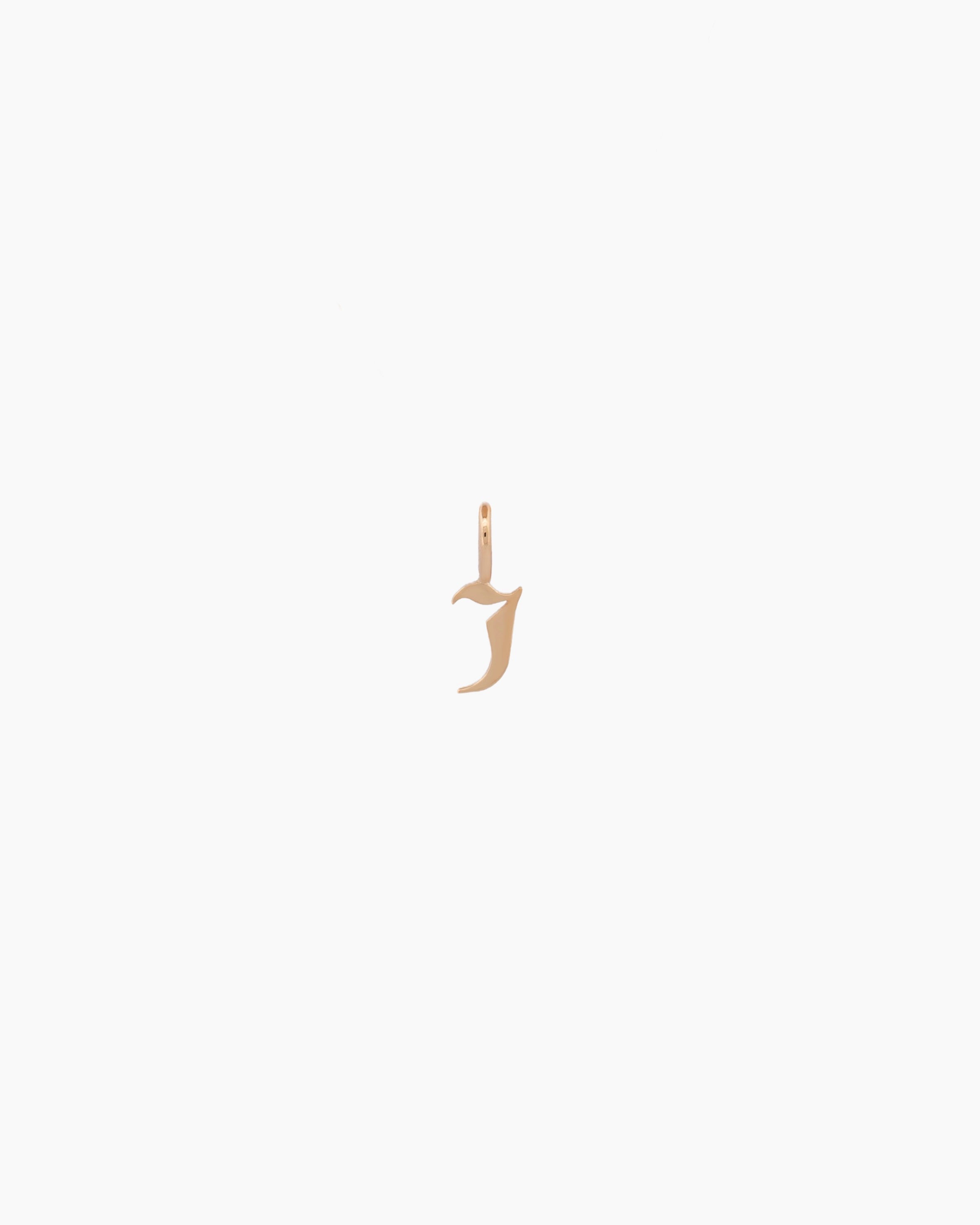Gothic Letter Necklace | 9kt Gold