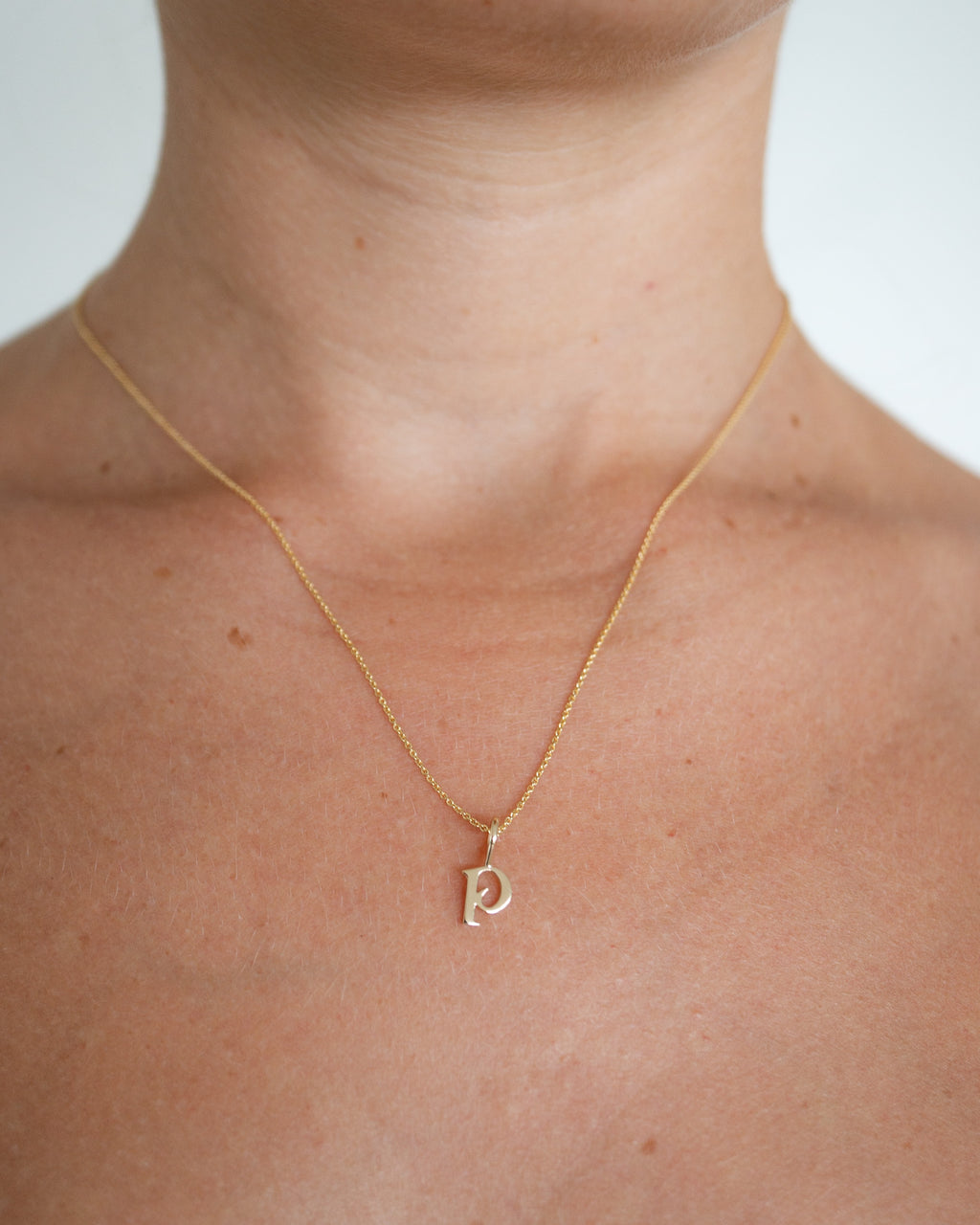 Gothic Letter Necklace | 9kt Gold