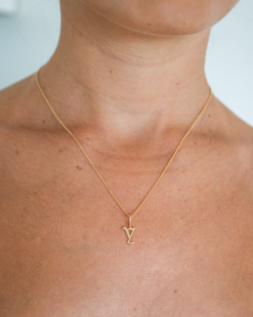 Gothic Letter Necklace | 9kt Gold